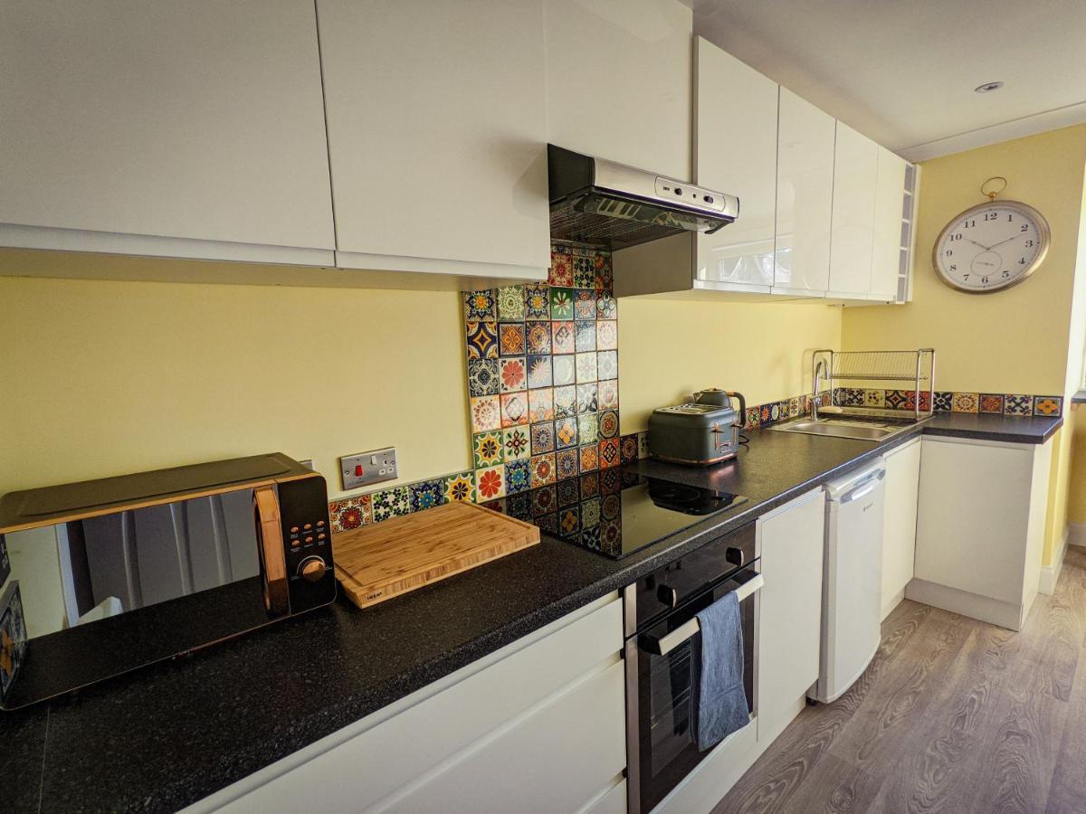 Beautiful Spacious Central Flat, Пітлохрі Екстер'єр фото
